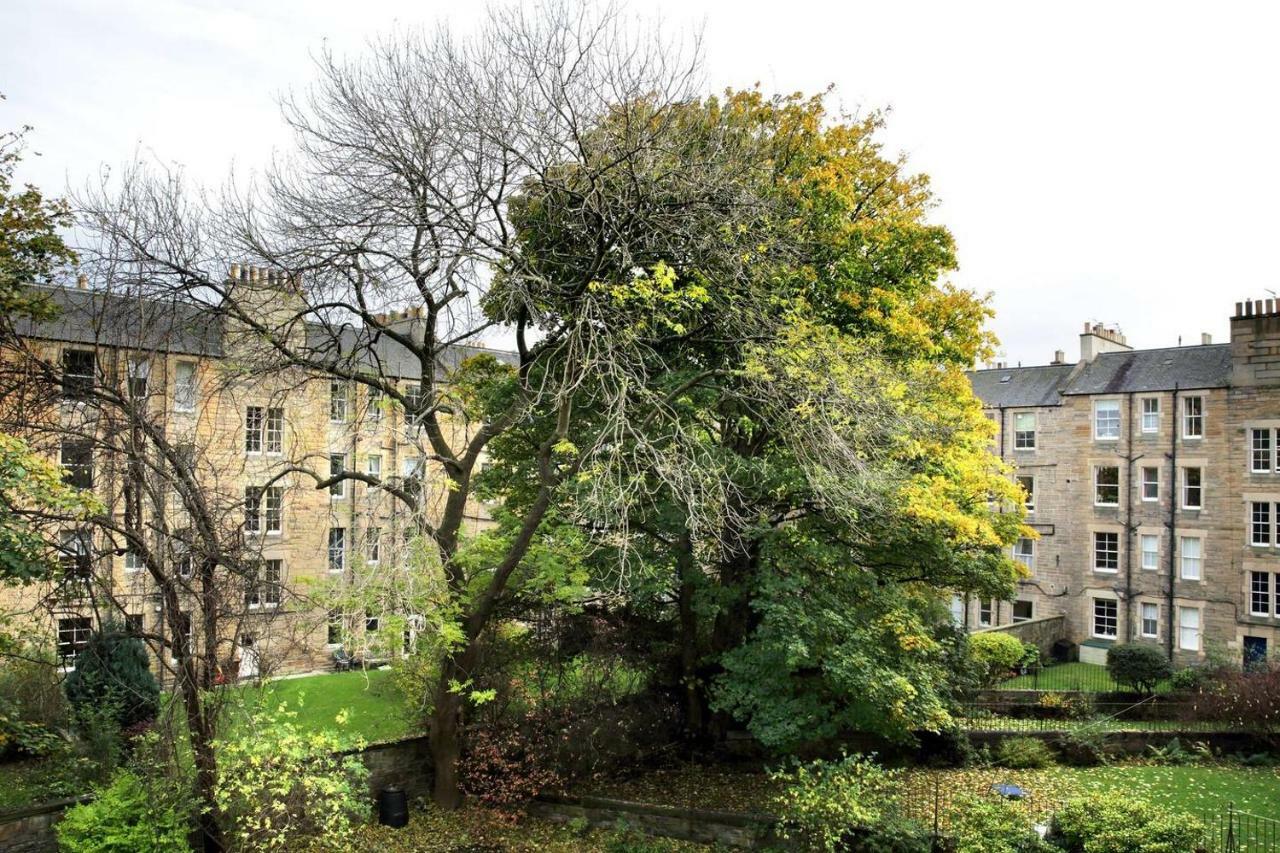 5 Star Beautiful & Vintage, Spacious Apt In Chic Location! Edimburgo Exterior foto